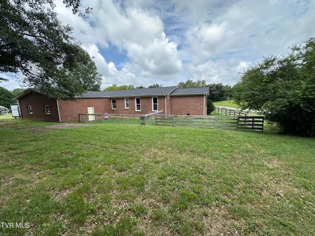 508 Summit Drive, Jonesborough, TN 37659