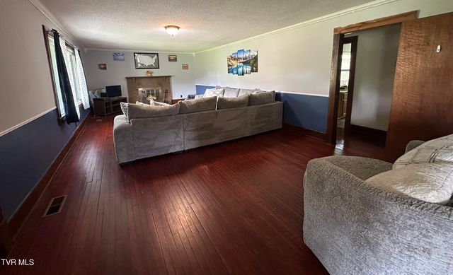 508 Summit Drive, Jonesborough, TN 37659
