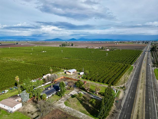 11630 E Manning Ave Avenue, Selma, CA 93662