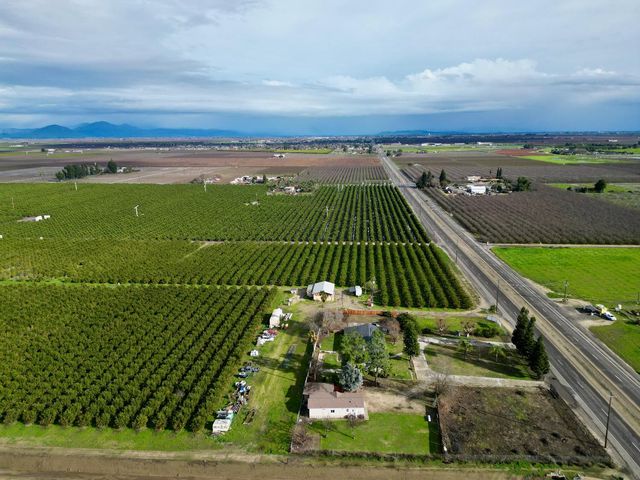 11630 E Manning Ave Avenue, Selma, CA 93662