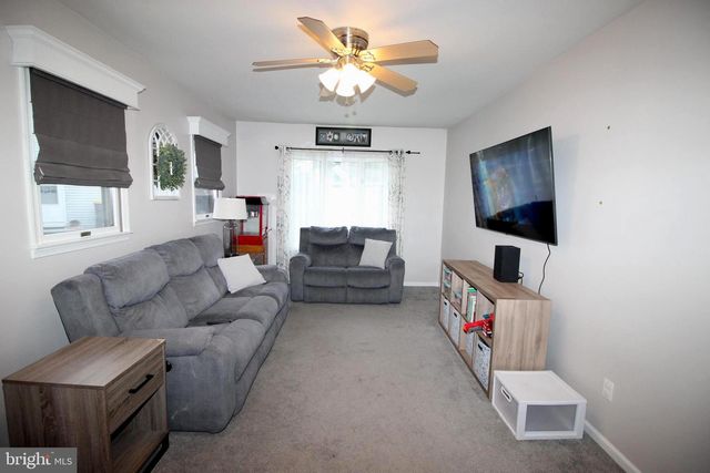 26 STEEPLECHASE CIR, Horsham, PA 19044