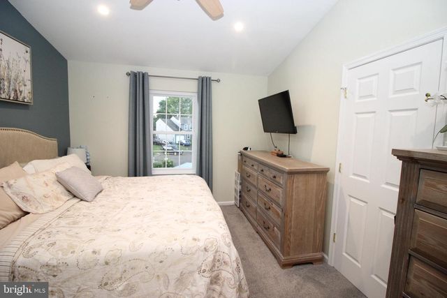 26 STEEPLECHASE CIR, Horsham, PA 19044