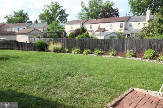 26 STEEPLECHASE CIR, Horsham, PA 19044