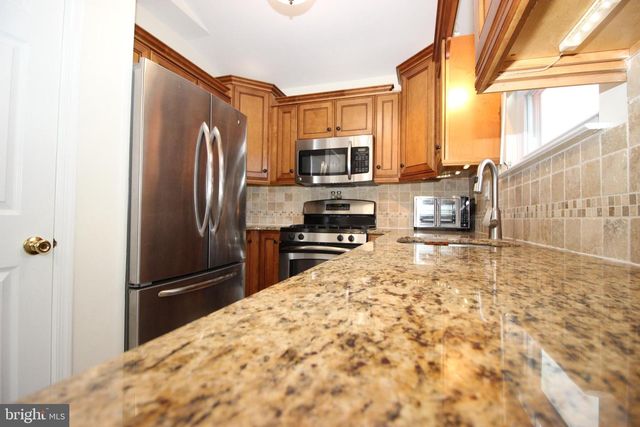 26 STEEPLECHASE CIR, Horsham, PA 19044