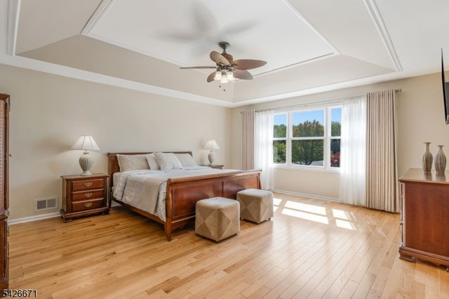 39 Briarwood Drive East, Warren Twp., NJ 07059