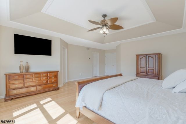 39 Briarwood Drive East, Warren Twp., NJ 07059