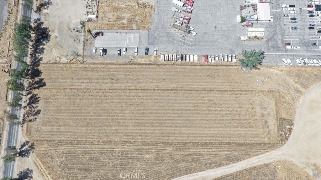 0 7th, Perris, CA 92570 — photo 2