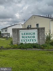 26 LOCUST CT, Sicklerville, NJ 08081
