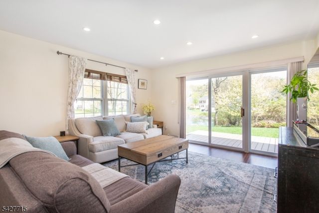 41 Gettysburg Way, Lincoln Park Boro, NJ 07035