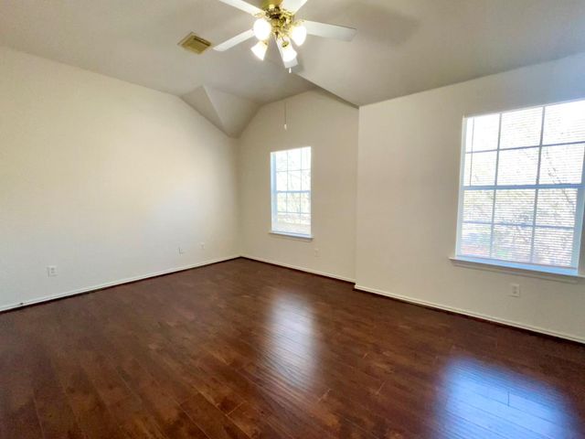 58 Musgrove Place, Spring, TX 77382