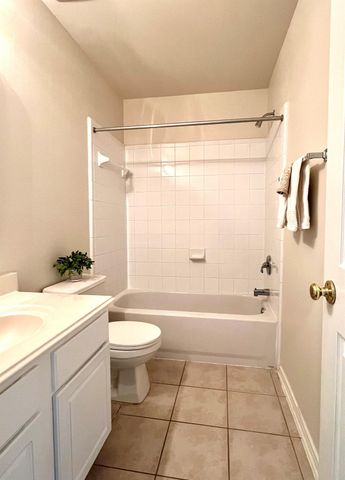 58 Musgrove Place, Spring, TX 77382