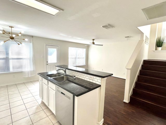 58 Musgrove Place, Spring, TX 77382