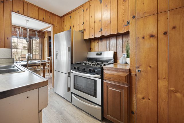 21770 W Lake Avenue, Round Lake, IL 60073