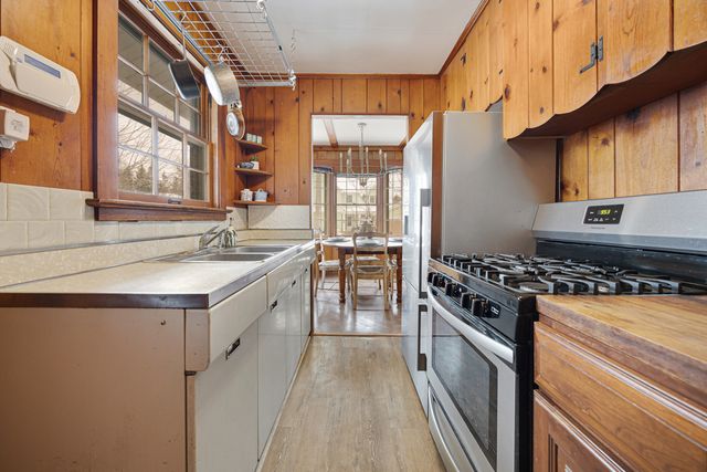 21770 W Lake Avenue, Round Lake, IL 60073