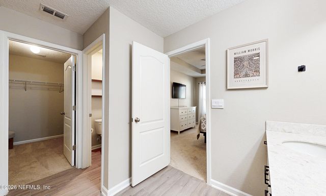 65656 EDGEWATER Drive, Yulee, FL 32097