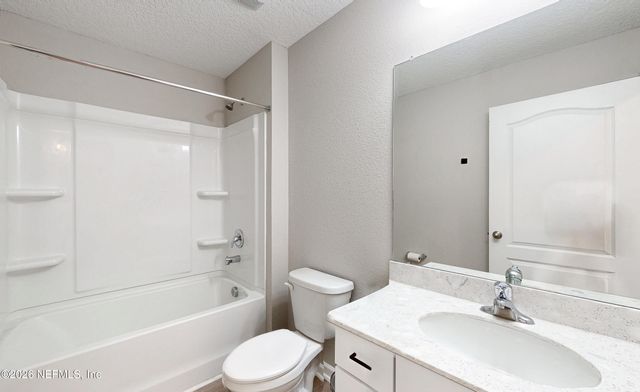 65656 EDGEWATER Drive, Yulee, FL 32097