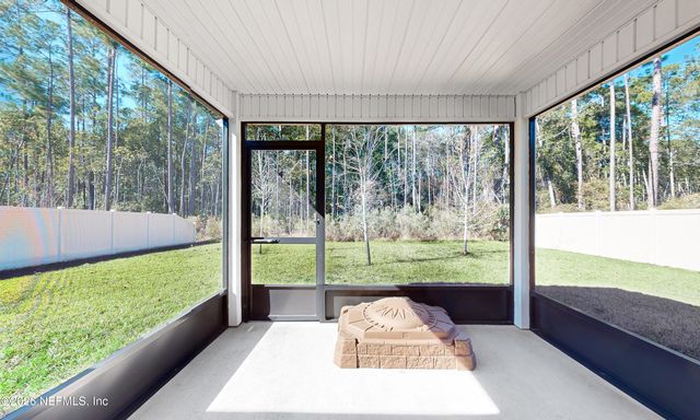 65656 EDGEWATER Drive, Yulee, FL 32097