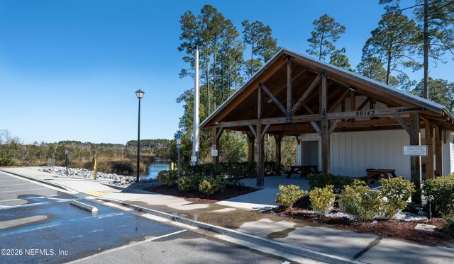 65656 EDGEWATER Drive, Yulee, FL 32097