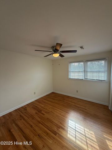 704 Christine Avenue, Jacksonville, NC 28540