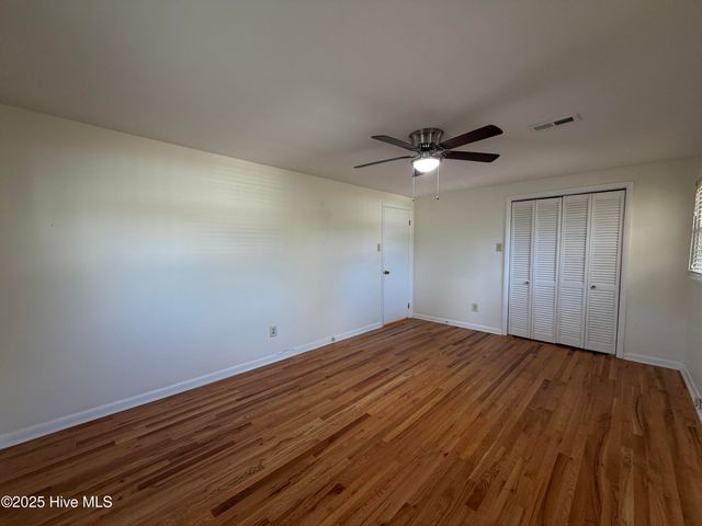 704 Christine Avenue, Jacksonville, NC 28540