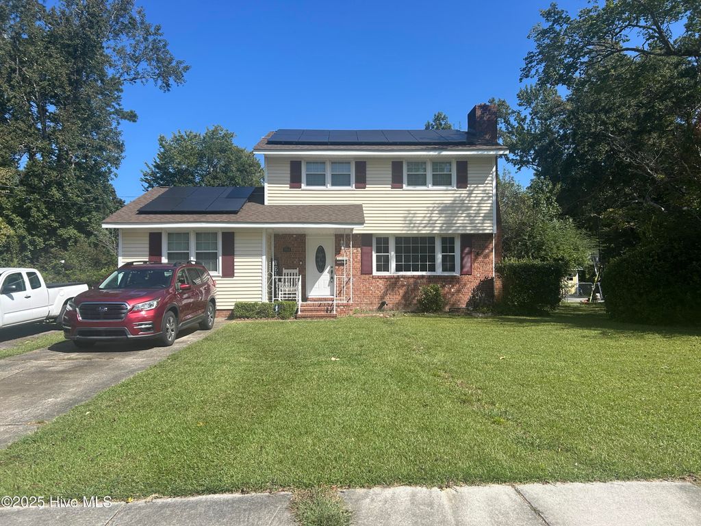 704 Christine Avenue, Jacksonville, NC 28540