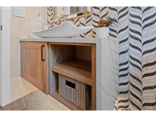 7405 Sw 77TH Ave, Portland, OR 97223