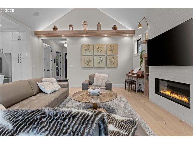 7405 Sw 77TH Ave, Portland, OR 97223