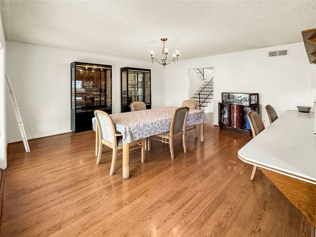 10415 Valley View Avenue, Whittier, CA 90604