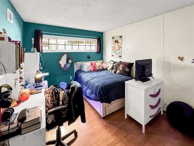 10415 Valley View Avenue, Whittier, CA 90604