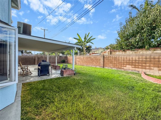 10415 Valley View Avenue, Whittier, CA 90604