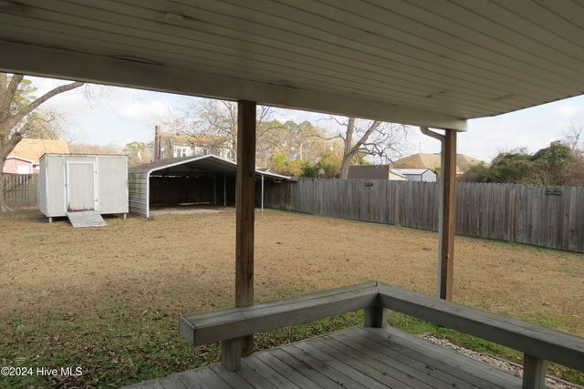 402 South Street B, Bayboro, NC 28515