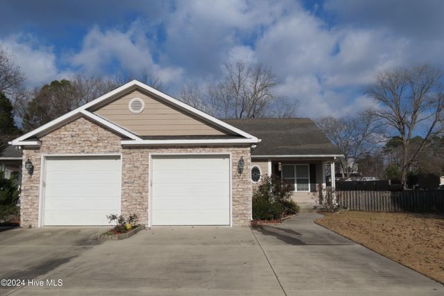 402 South Street B, Bayboro, NC 28515