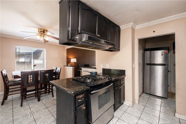 111 E Olive, La Habra, CA 90631