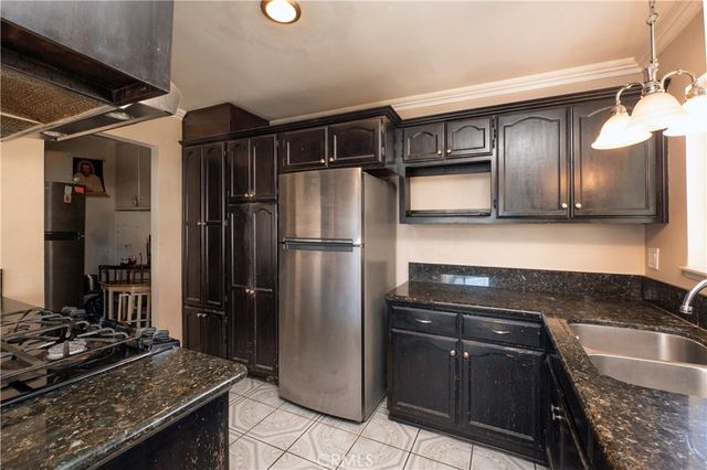 111 E Olive, La Habra, CA 90631