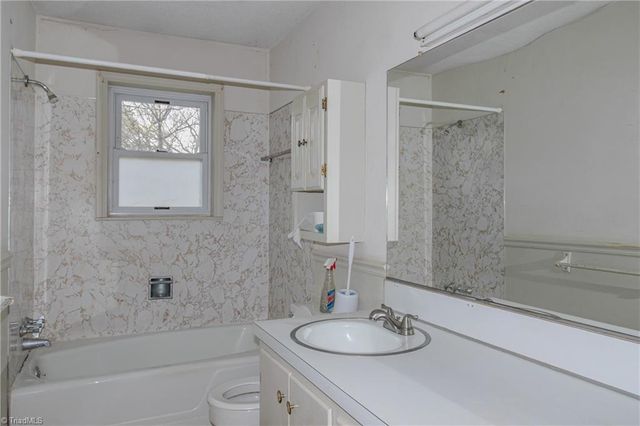 750 Manarda Circle, Lewisville, NC 27023