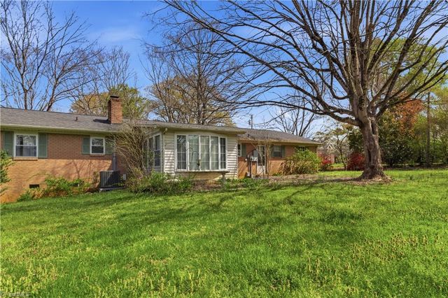 750 Manarda Circle, Lewisville, NC 27023