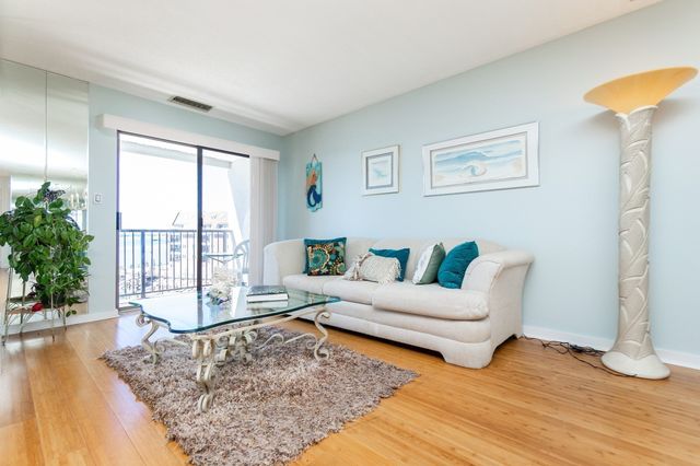 150 Lynnway 402, Lynn, MA 01902