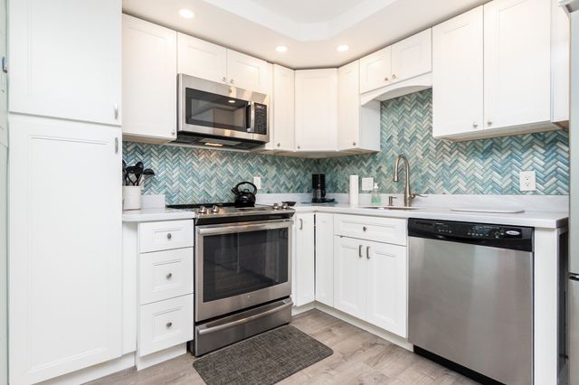 150 Lynnway 402, Lynn, MA 01902