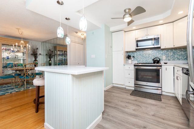 150 Lynnway 402, Lynn, MA 01902