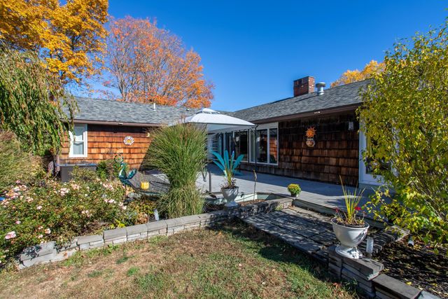 227 Portsmouth Avenue, Stratham, NH 03885