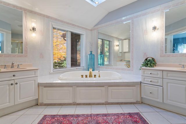 227 Portsmouth Avenue, Stratham, NH 03885