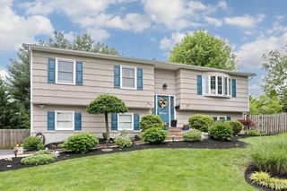 78 S Lilburn Drive, Garnerville, NY 10923