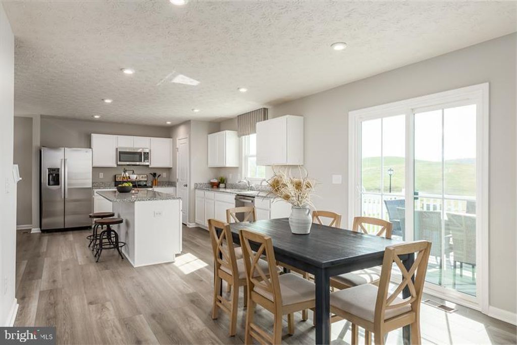 9206 COOKS POINT COURT #32 QUICK MOVE-IN, Lanham, MD 20706