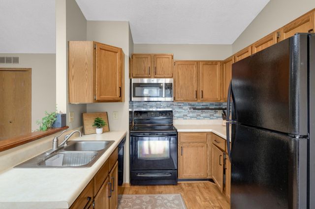 3345 Nevada Avenue N 4503, Crystal, MN 55427