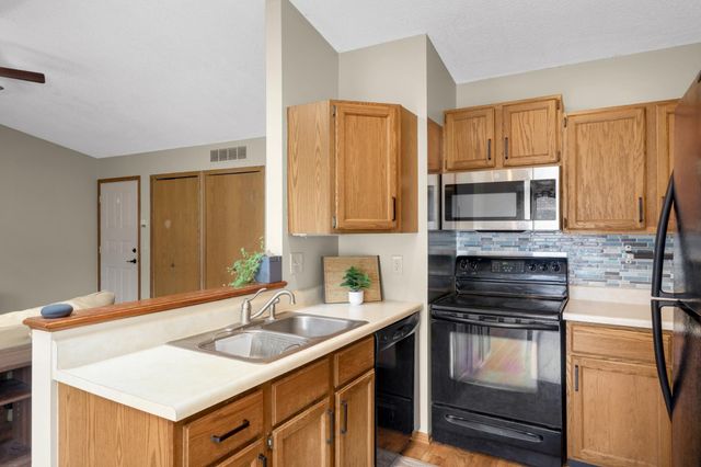 3345 Nevada Avenue N 4503, Crystal, MN 55427