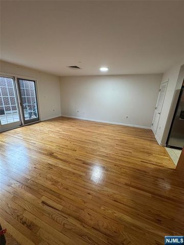 53 W Palisade Avenue 206 Duplex, Englewood, NJ 07631