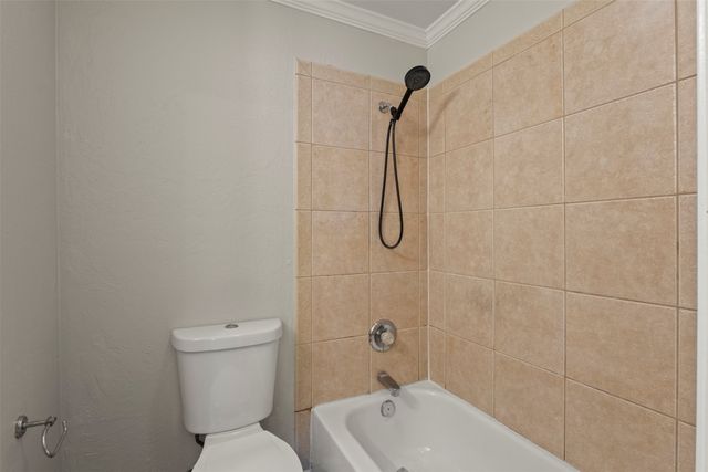 8015 Ederville Circle, Fort Worth, TX 76120