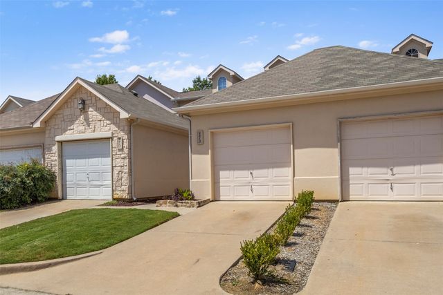 8015 Ederville Circle, Fort Worth, TX 76120