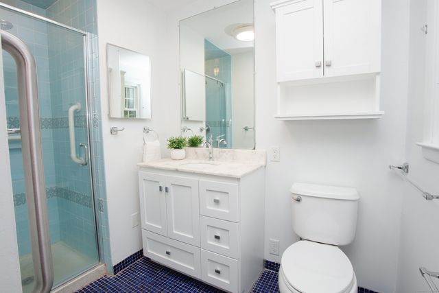 51 Pine Glen Road, Simsbury, CT 06070