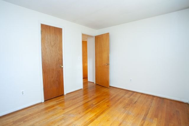 51 Pine Glen Road, Simsbury, CT 06070